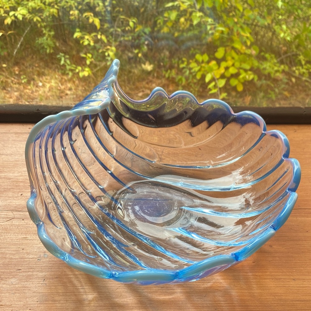 Duncan & Miller vintage opalescent shell Sanibel Artisan glass statement decor. - Picture 3 of 7